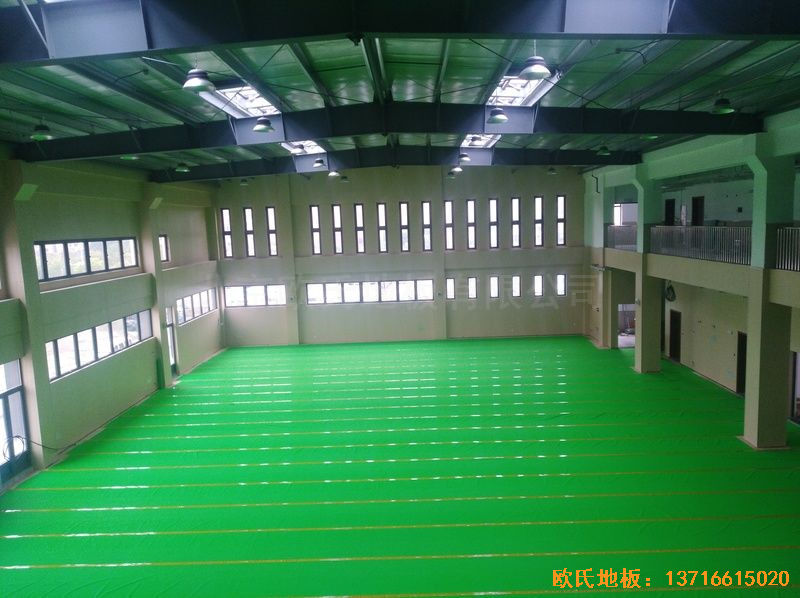 �Ϻ��ζ��^(q��)���С�W(xu��)�w���ذ尲�b����