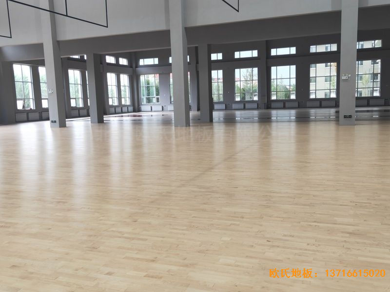 �|�����(y��ng)�ں�C(j��)��(ch��ng)�w���ذ尲�b����