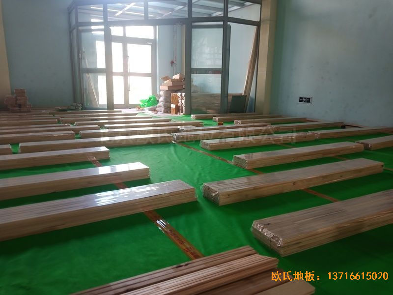�ຣ�����г����^(q��)��·18̖(h��o)�Ї��ƌW(xu��)Ժ�w���ذ尲�b����